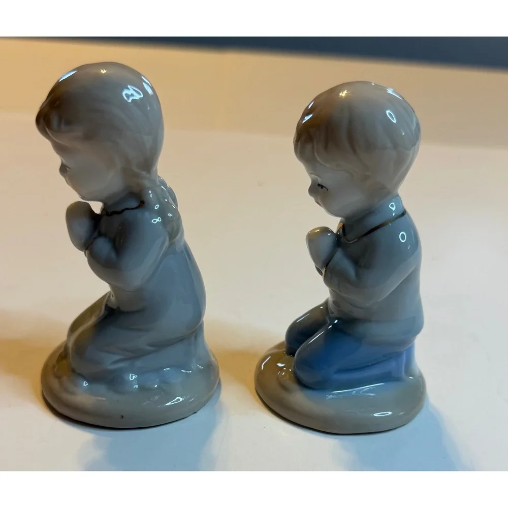 Vintage Praying Children Figurines Set of 2 Ceramic Boys‎ Girls Religious Decor